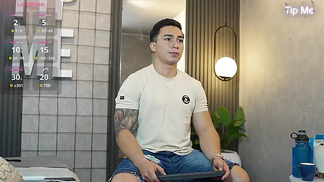 Ryan Hunt online show from February 27, 12:23 pm