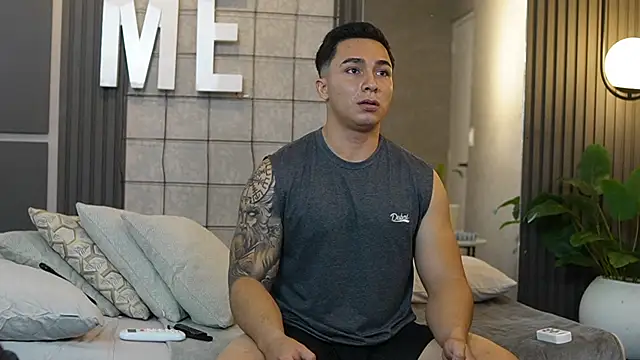 Ryan Hunt online show from March 4, 2:53 pm