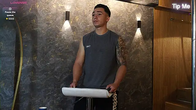 Ryan Hunt online show from November 25, 11:43 am