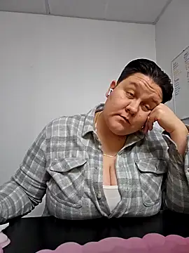 DevilDahm online show from December 10, 10:37 pm