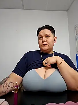 DevilDahm online show from January 2, 5:07 pm