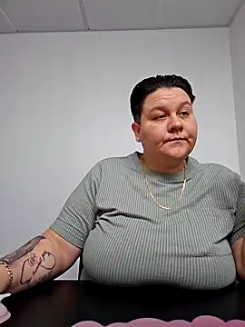 DevilDahm online show from February 4, 5:55 pm