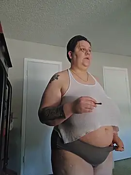 Snapshot of DevilDahm chatting on February 1, 10:41 pm DevilDahm online show from February 1, 10:41 pm