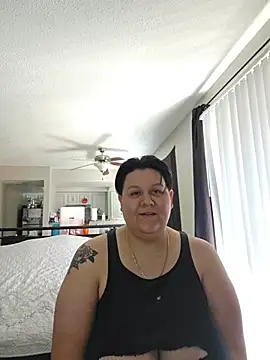 Snapshot of DevilDahm chatting on February 22, 8:51 pm DevilDahm online show from February 22, 8:51 pm