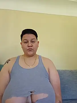 Snapshot of DevilDahm chatting on May 31, 7:37 pm DevilDahm online show from May 31, 7:37 pm