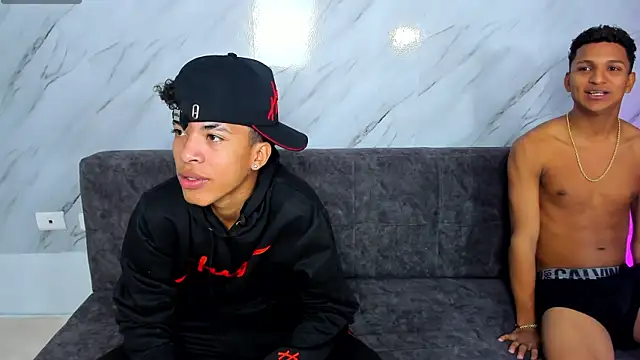 Royal-Destruction online show from March 7, 4:11 pm