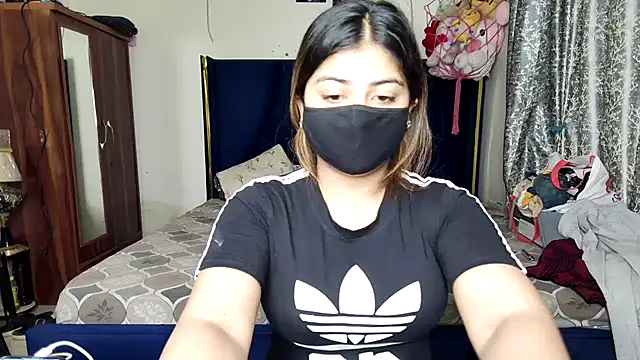 Snapshot of Hoty-Shivangi chatting on August 4, 8:00 pm Hoty-Shivangi online show from August 4, 8:00 pm