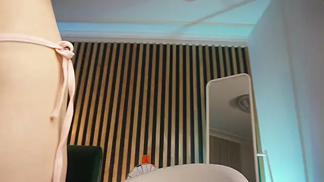 MiaMews online show from February 18, 7:19 pm