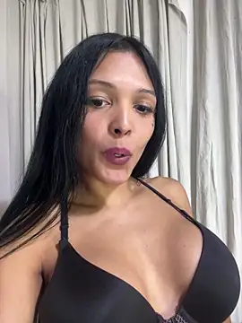 Snapshot of MOMMYJEVAA chatting on October 6, 2:47 pm MOMMYJEVAA online show from October 6, 2:47 pm