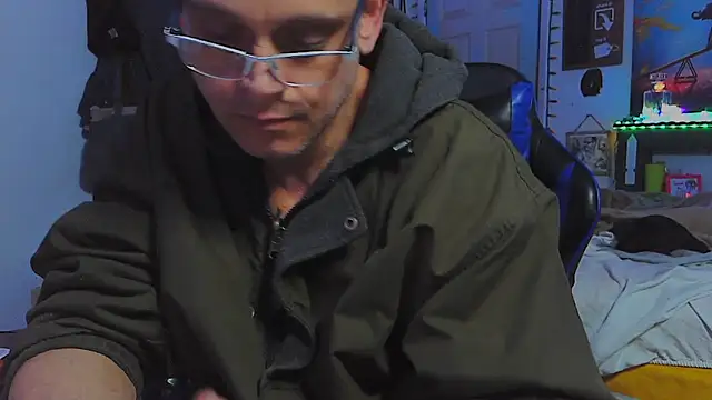 Buffshagswell online show from February 8, 6:39 am