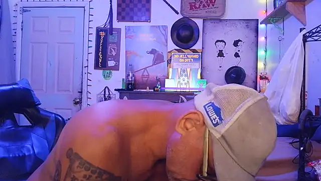 Snapshot of Buffshagswell chatting on July 9, 4:38 am Buffshagswell online show from July 9, 4:38 am
