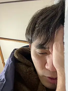 Snapshot of ryusei18570 chatting on February 27, 4:21 pm ryusei18570 online show from February 27, 4:21 pm