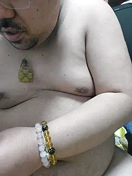 Snapshot of zeusu0095 chatting on November 10, 8:46 am zeusu0095 online show from November 10, 8:46 am