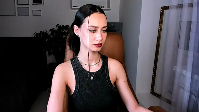 Snapshot of unaericaabistrong chatting on December 21, 10:30 pm unaericaabistrong online show from December 21, 10:30 pm