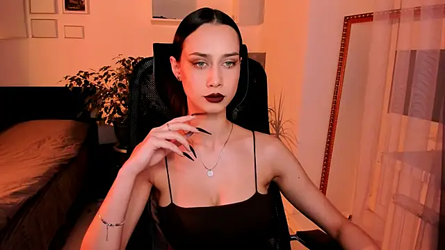 Snapshot of unaericaabistrong chatting on January 18, 7:04 pm unaericaabistrong online show from January 18, 7:04 pm