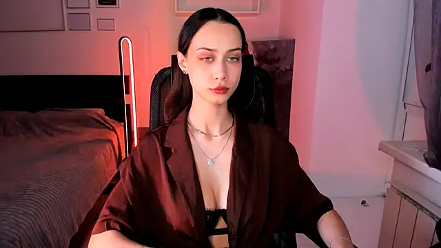 Snapshot of unaericaabistrong chatting on January 7, 12:51 pm unaericaabistrong online show from January 7, 12:51 pm