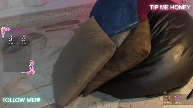 juanmiss online show from February 12, 11:18 am