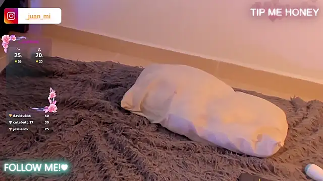 juanmiss online show from March 20, 6:42 pm