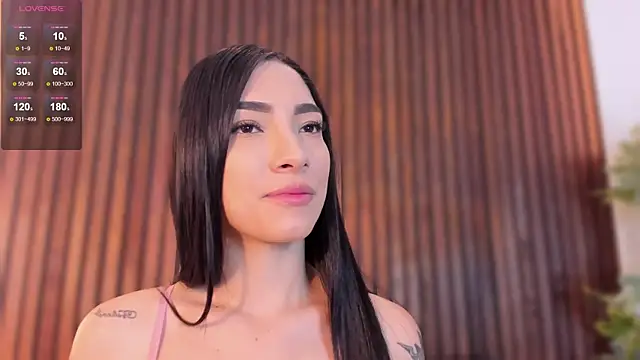 Jennmiiller  online show from February 19, 11:38 am