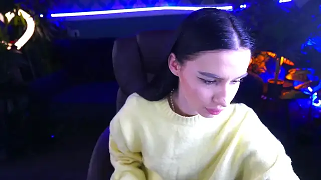 Snow WhiteeeX online show from January 22, 1:00 pm