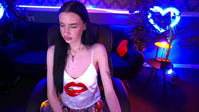 Snow WhiteeeX online show from February 2, 10:49 pm