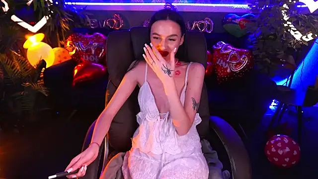 Snow WhiteeeX online show from February 14, 5:09 am