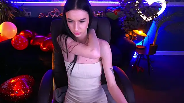 Snow WhiteeeX online show from February 19, 6:10 pm