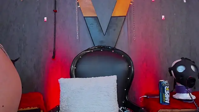 IvanaFetish online show from February 2, 4:37 am