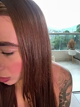 Lanataylor- online show from April 7, 10:42 pm