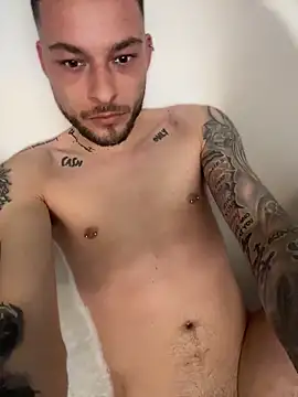 Snapshot of hottwoboys chatting on April 16, 5:36 pm hottwoboys online show from April 16, 5:36 pm