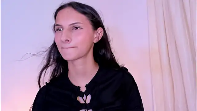 ninaht online show from March 31, 8:53 pm