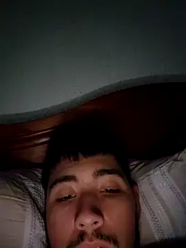 hornycollegestudenthung online show from January 6, 12:48 am