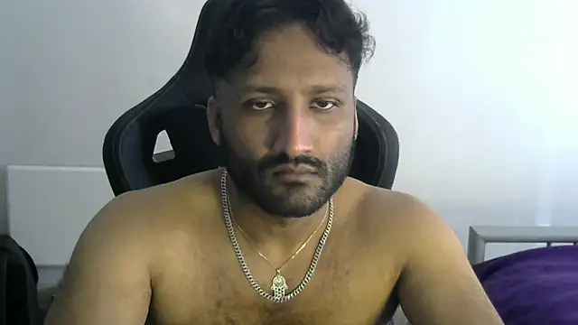 Snapshot of shadthebiguy chatting on March 6, 8:52 am shadthebiguy online show from March 6, 8:52 am