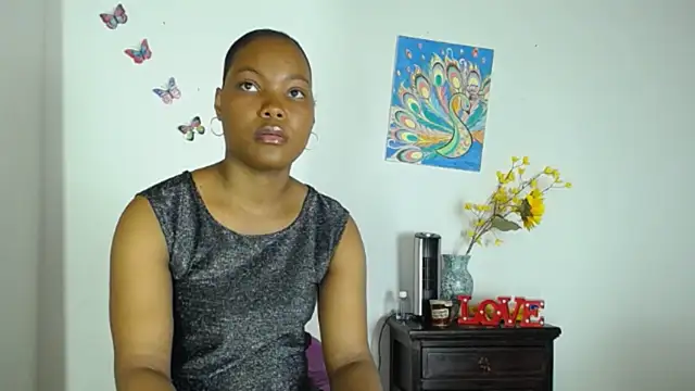 Snapshot of Madison__12 chatting on December 5, 8:22 pm Madison  12 online show from December 5, 8:22 pm