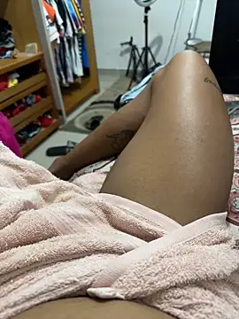 Snapshot of cataafitt chatting on February 26, 11:26 pm cataafitt online show from February 26, 11:26 pm