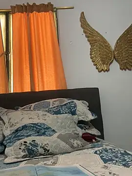 Snapshot of cataafitt chatting on March 4, 7:54 pm cataafitt online show from March 4, 7:54 pm