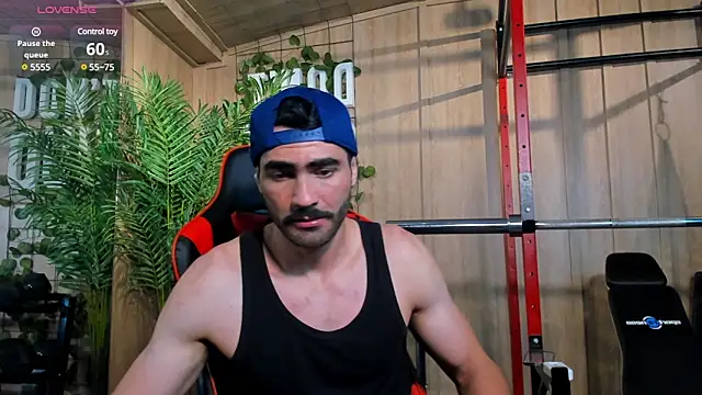 Austin bolt online show from December 3, 2:03 am