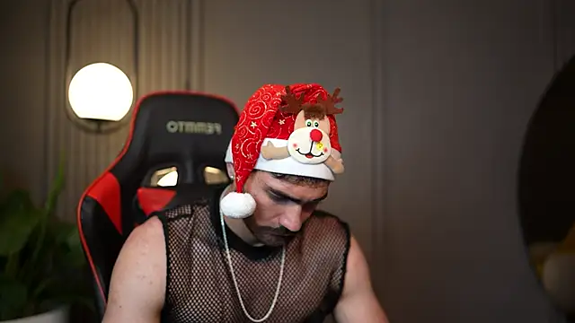 Austin bolt online show from December 19, 2:34 am