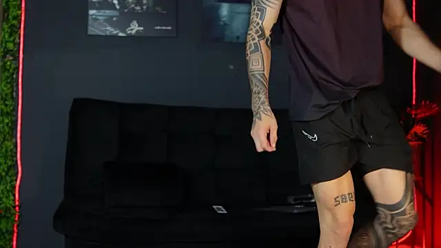 Austin bolt online show from January 7, 2:58 am