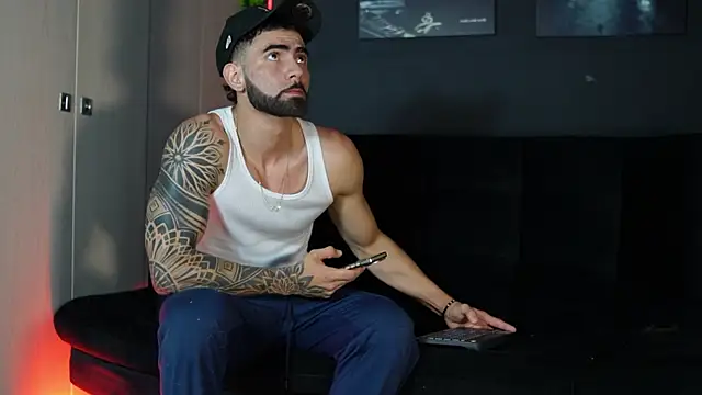 Austin bolt online show from January 9, 1:52 am