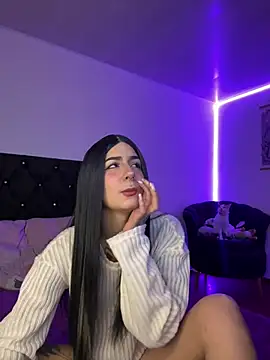 Alice woodville online show from December 15, 2:41 am