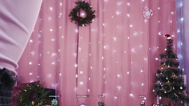 KimWilli online show from December 23, 7:20 pm