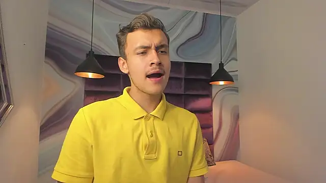 Desmon Clark online show from January 11, 6:14 am