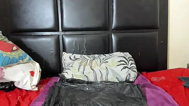 Sweetdelight86 online show from March 11, 1:22 am