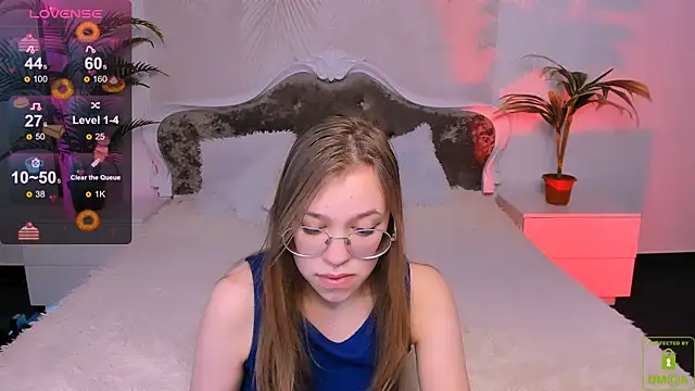 Snapshot of LayriantaVee chatting on January 17, 10:11 am LayriantaVee online show from January 17, 10:11 am