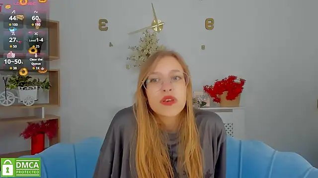 Snapshot of LayriantaVee chatting on September 21, 6:15 am LayriantaVee online show from September 21, 6:15 am