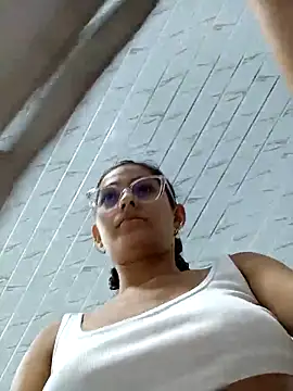 Ary-18 online show from March 21, 1:56 pm