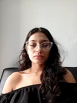 Ary-18 online show from December 5, 2:03 pm