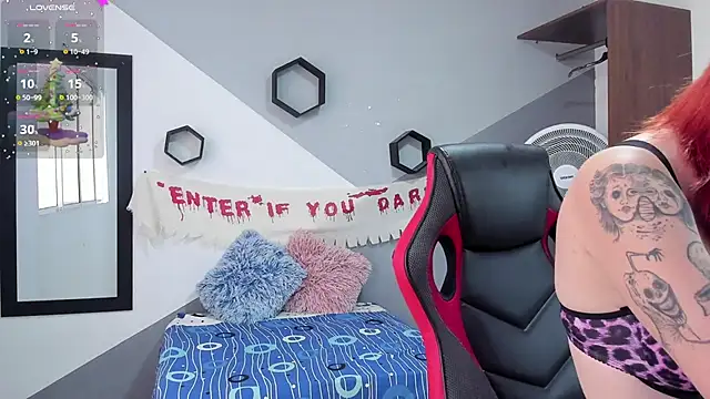 Danniela rivera online show from December 12, 12:12 pm