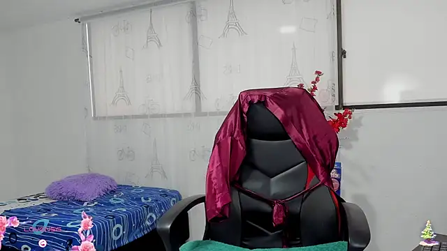 Danniela rivera online show from December 5, 11:41 am